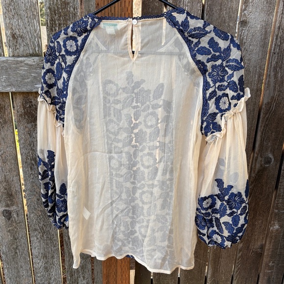 Sundance Luiza Silk Sheer Embroidered Blouson Sleeve Top In Beige /Navy Sz XS - Picture 2 of 15